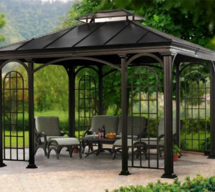 Aluminum And Metal Patio Pergola 2