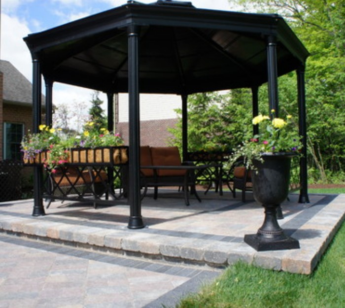 Aluminum And Metal Patio Pergola 3
