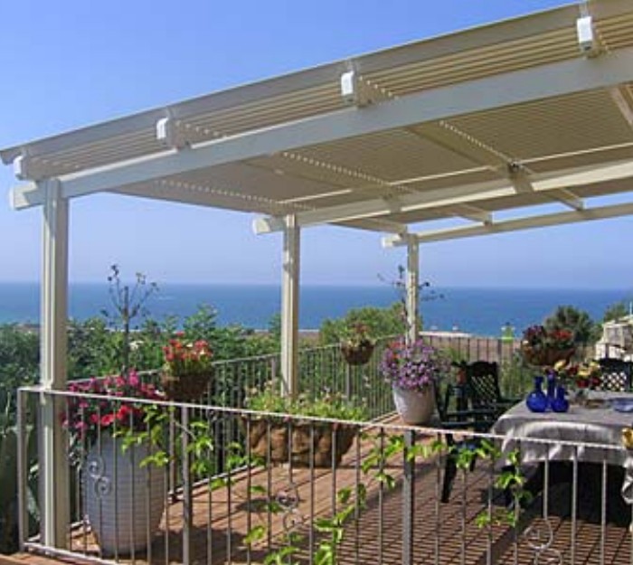 Aluminum And Metal Patio Pergola 5