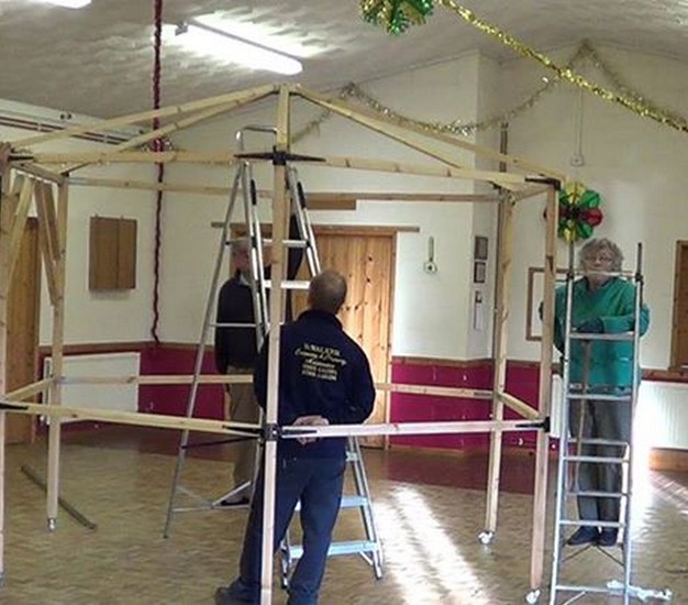 Knitted Flower Pergola 1