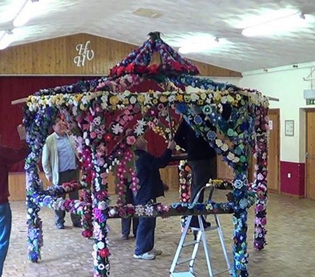 Knitted Flower Pergola 5