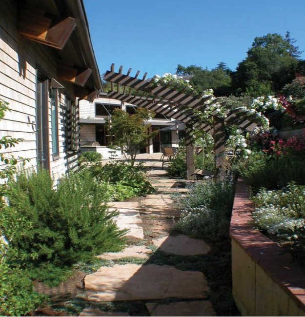 Unique Pergola Design Ideas 4