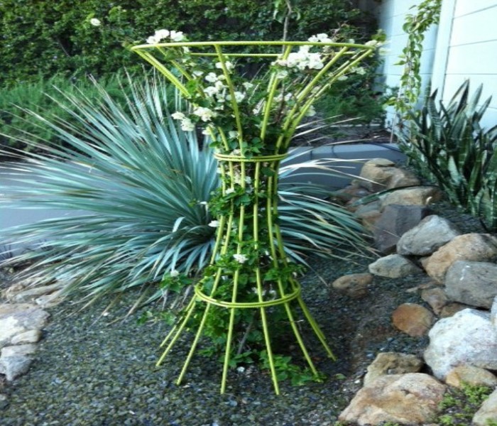 Trellis Garden Decor 9