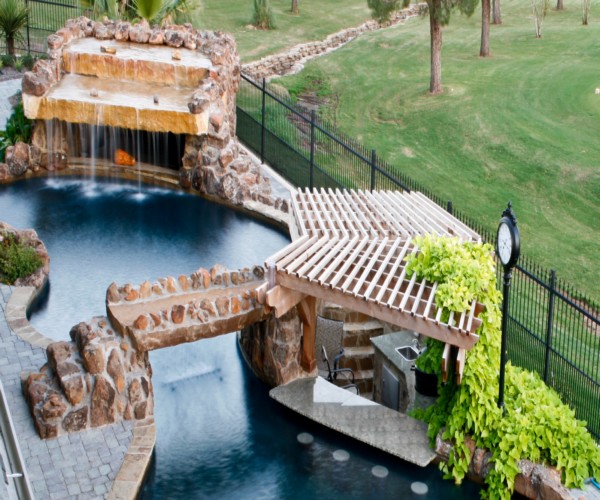 Pergola Pool 2
