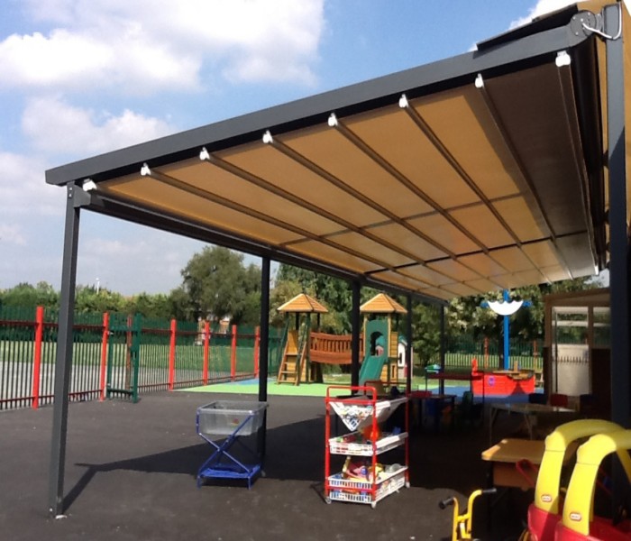 Retractable Awnings Pergolas 4