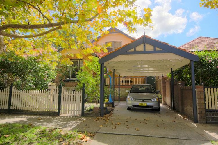 Garage Pergola 3