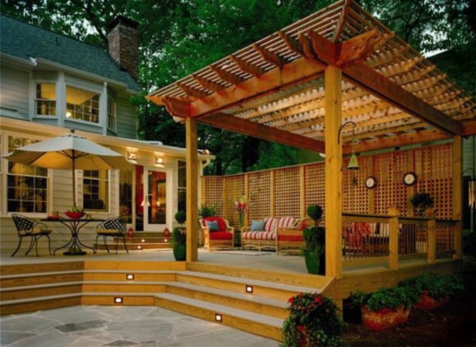 Building a Deck Pergola 2