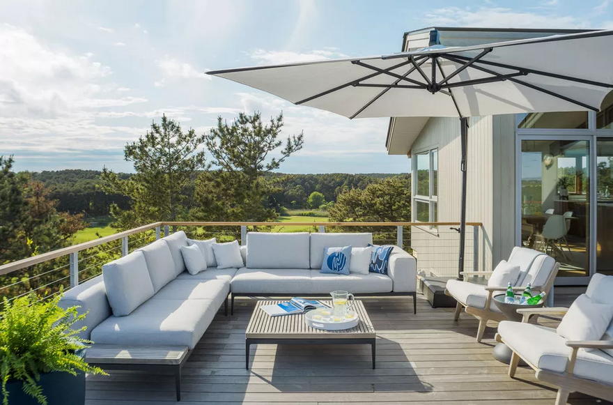 Outdoor Living Space (25)