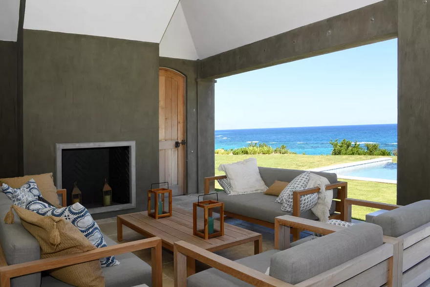 Outdoor Living Space (26)