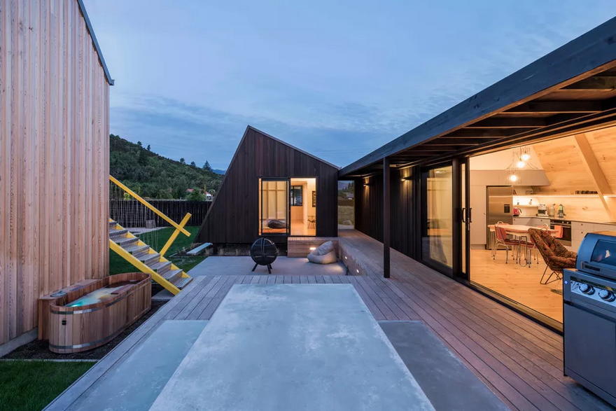 Outdoor Living Space (29)