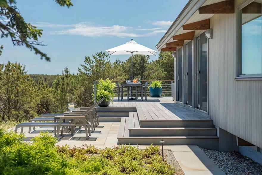 Outdoor Living Space (31)