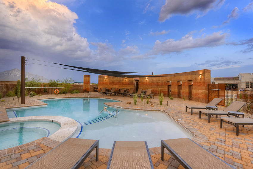 Outdoor Patio Living Spaces (42)